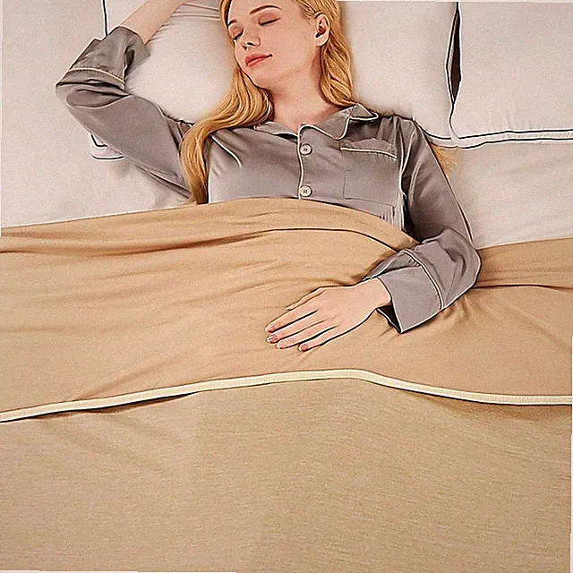 Cooling Blanket Queen Size for Hot Sleepers Lightweight Heat Absorbing Summer