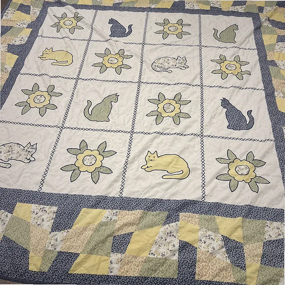 Quilt Queen Size 87’’x85’’ Cat Design Summer Cotton
