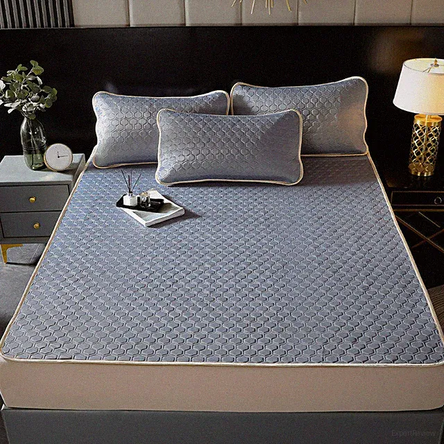 Summer Cool Latex Queen Bed Sheet Mattress Cover Topper Pad Sleeping Bed Mat New
